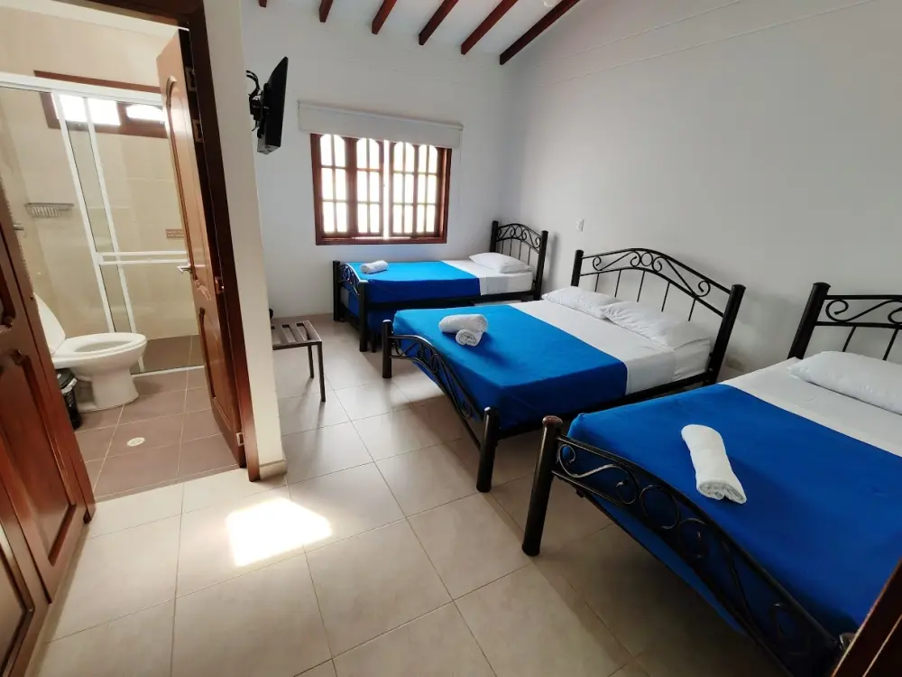 Habitación tres camas